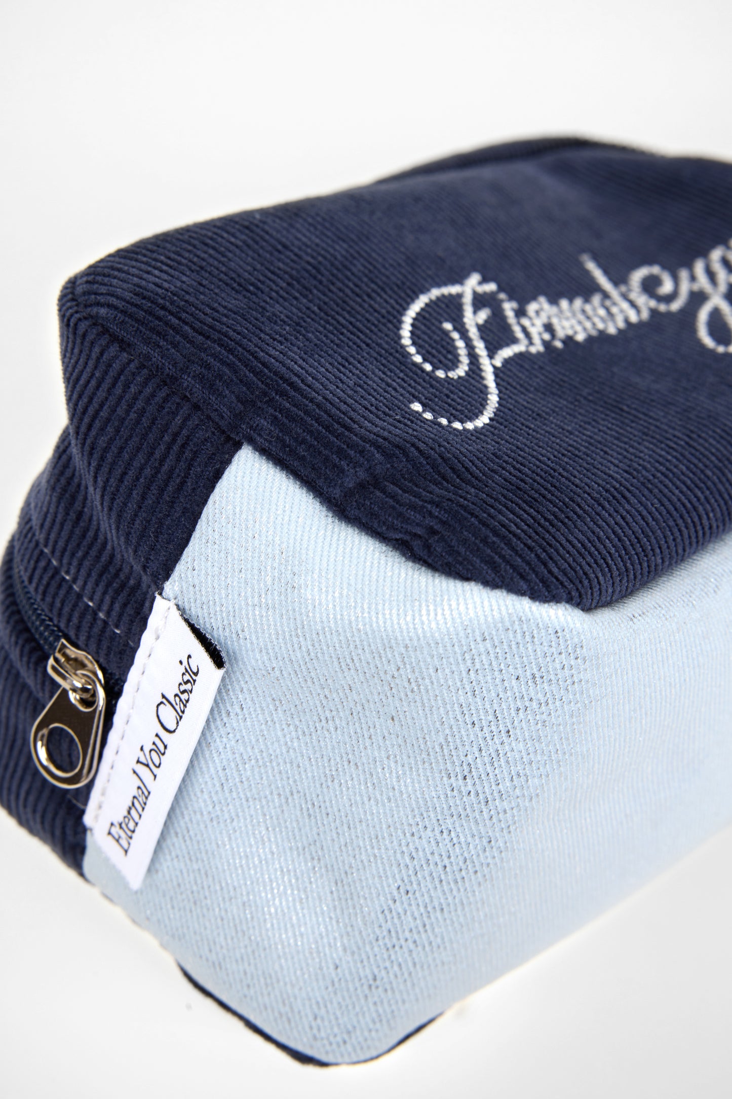 SUGAR CUBE POUCH (NAVY)