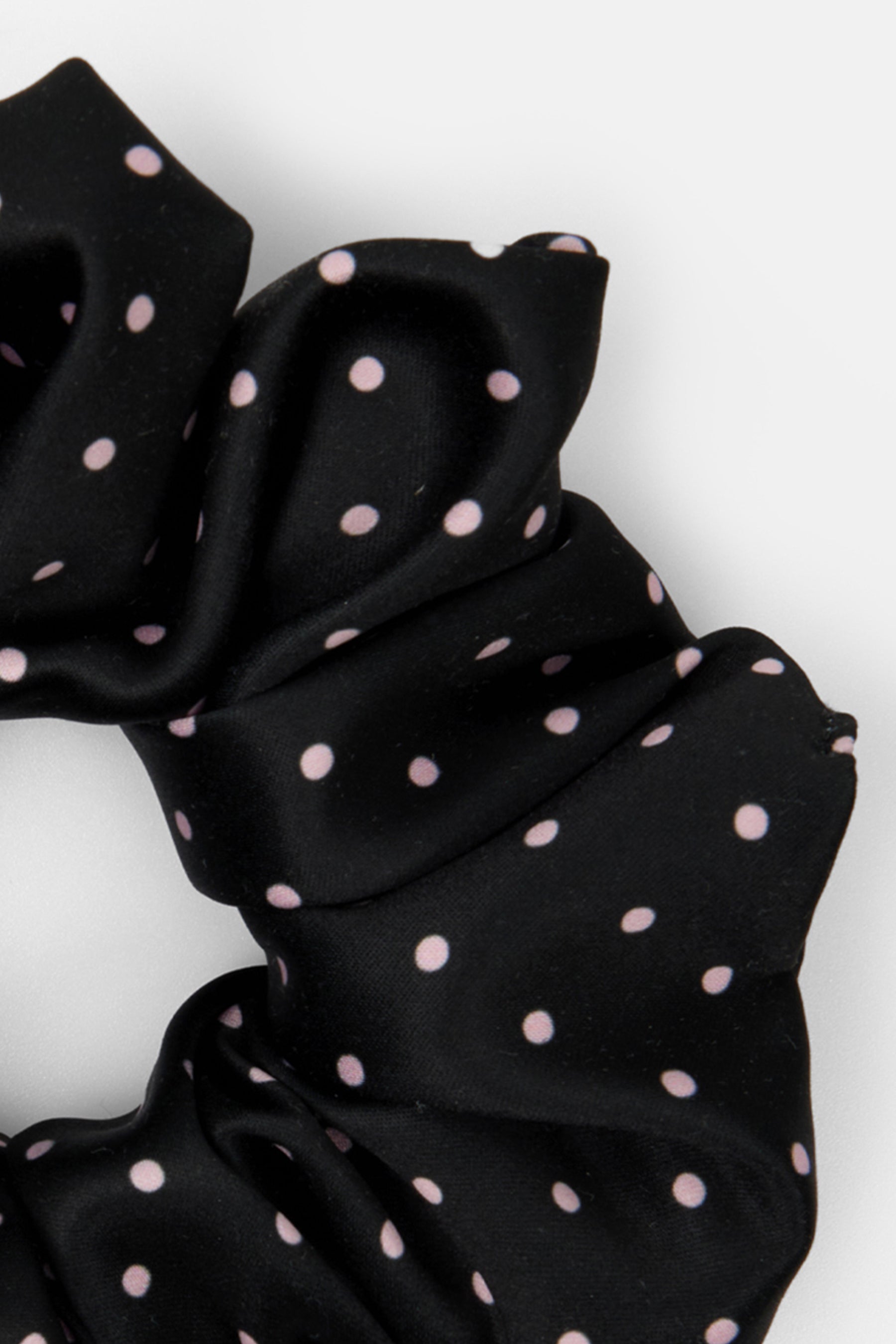 CHEWI SCRUNCHIE (026)