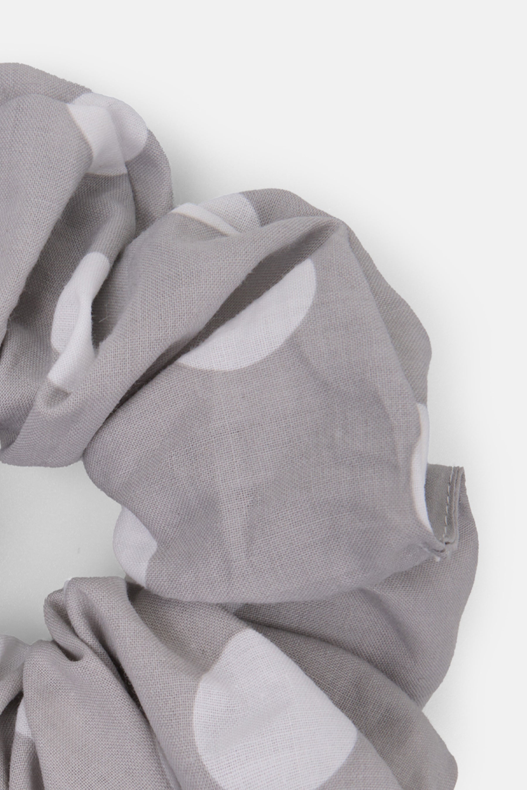 CHEWI SCRUNCHIE (039)