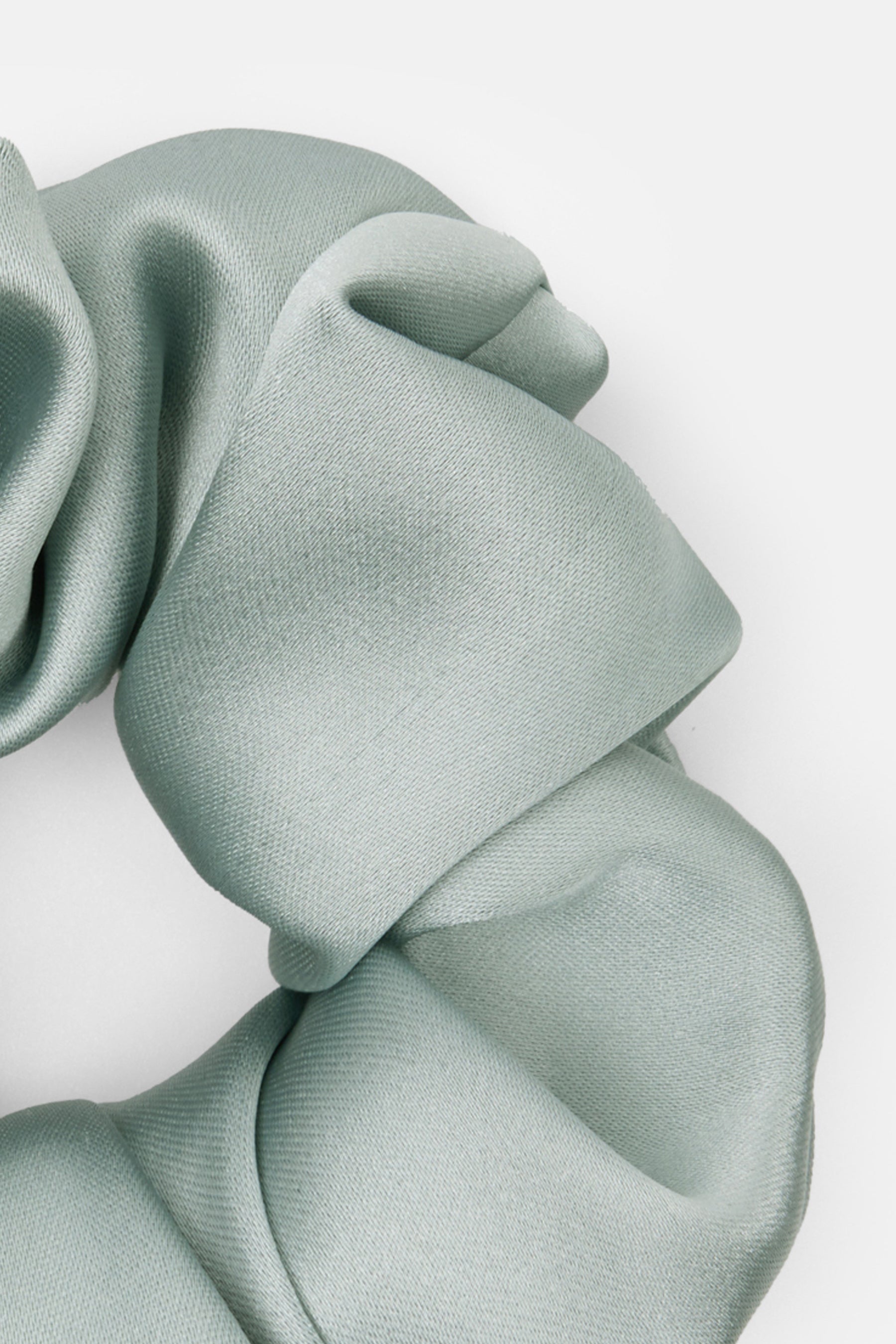CHEWI SCRUNCHIE (047)