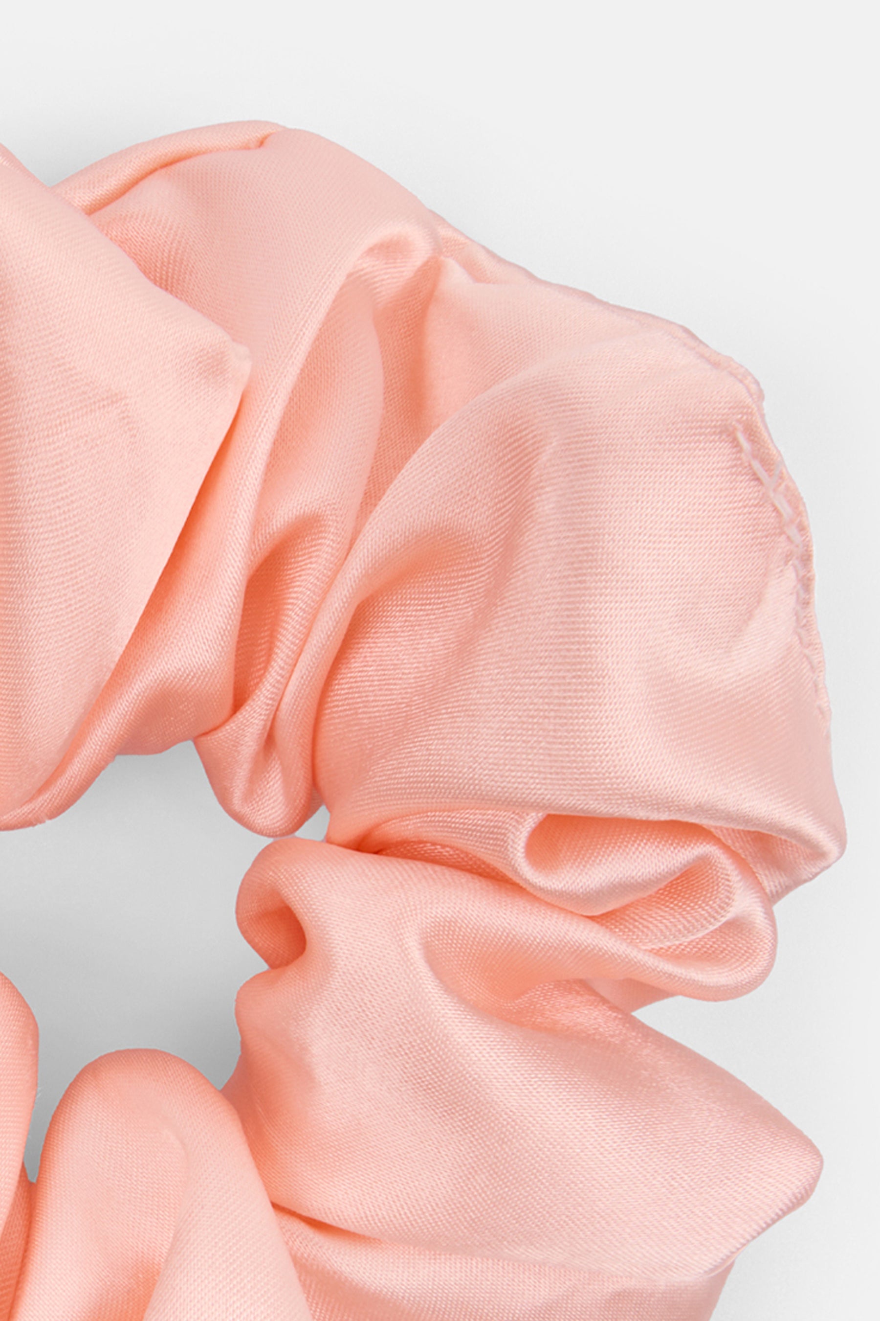 CHEWI SCRUNCHIE (055)