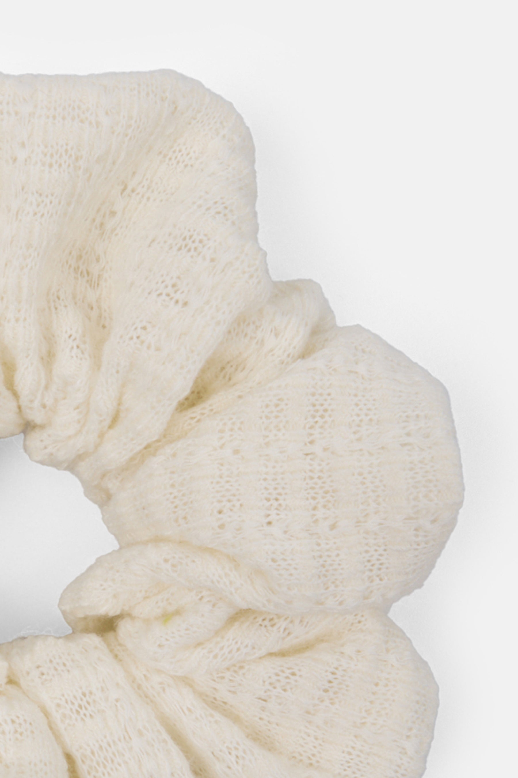CHEWI SCRUNCHIE (063)
