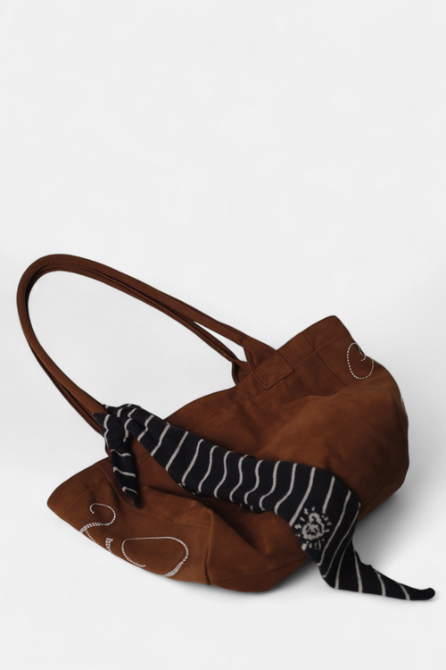 ギャラリービューに画像 (1) を読み込む. PONY SUEDE BAG (CAMEL)