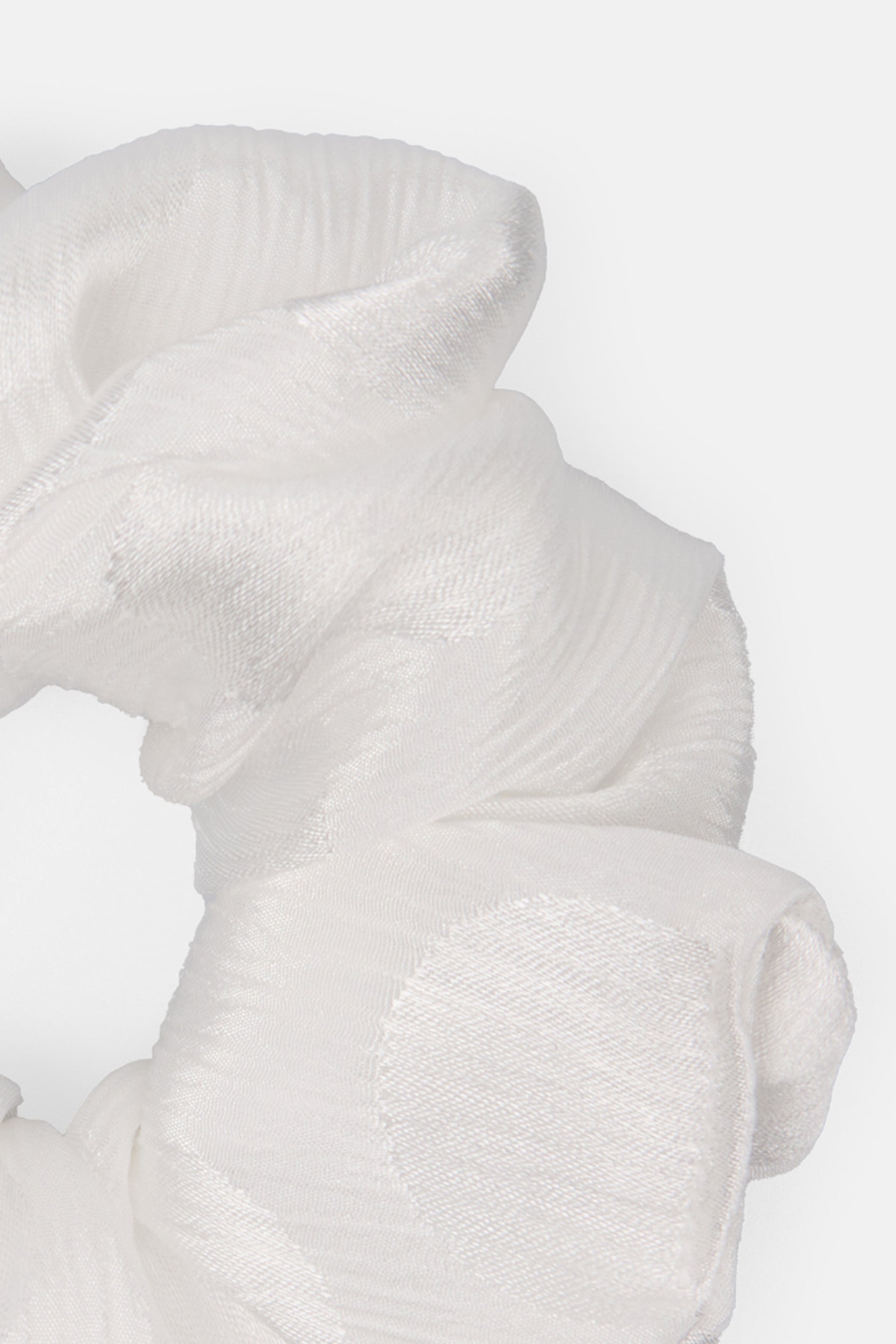 CHEWI SCRUNCHIE (091)