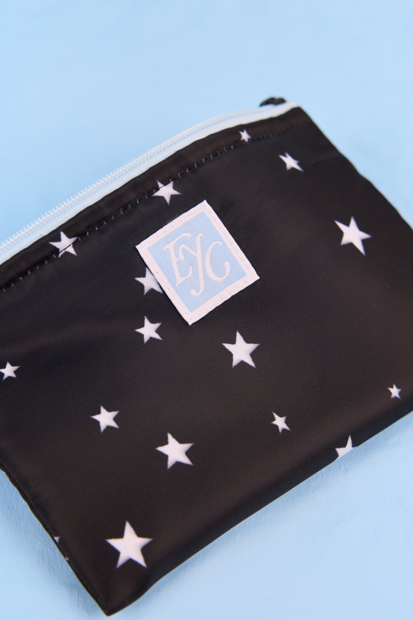 ETO SQUARE POUCH (BLUE)