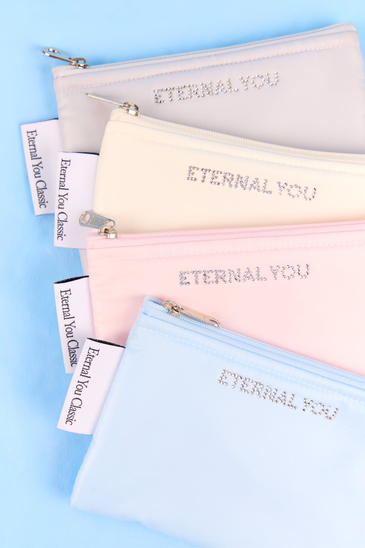 RAVEENA SQUARE POUCH (GRAY)