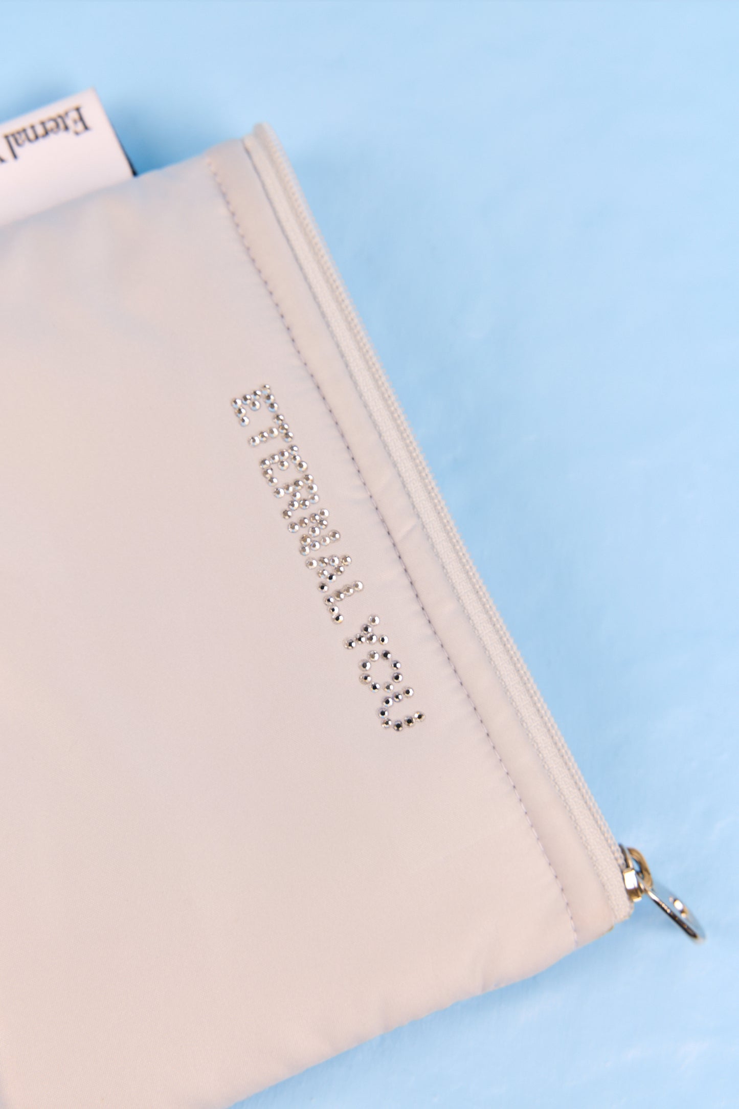 RAVEENA SQUARE POUCH (GRAY)