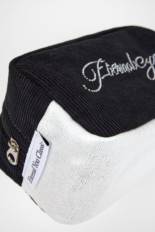 ギャラリービューに画像 (1) を読み込む. [Hannam Store Exclusive] SUGAR CUBE POUCH (BLACK)