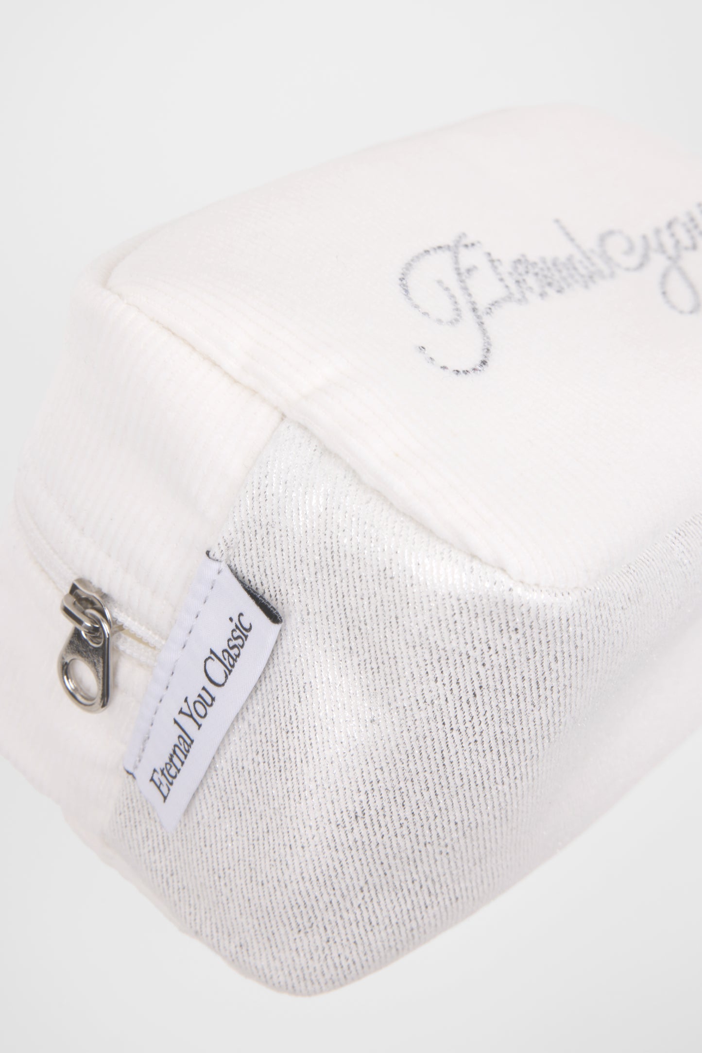 SUGAR CUBE POUCH (WHITE)