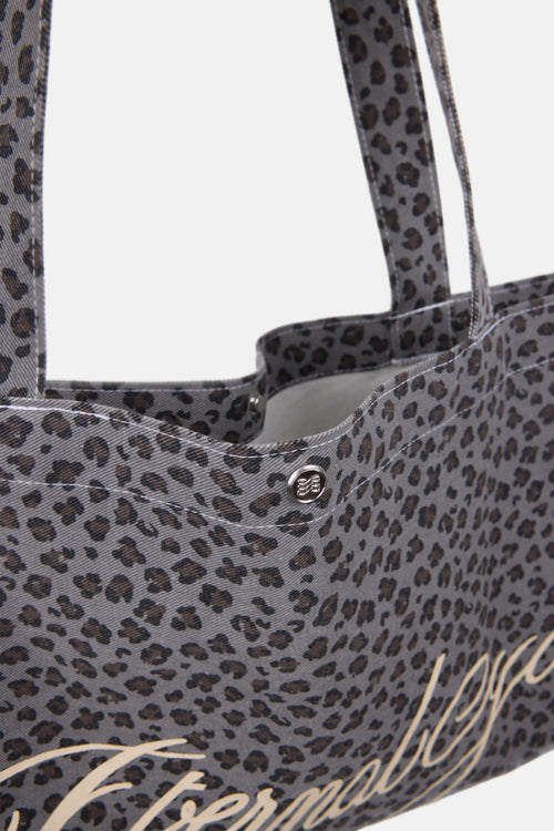 ギャラリービューに画像 (1) を読み込む. SUGAR STAMP BAG (LEOPARD GRAY)